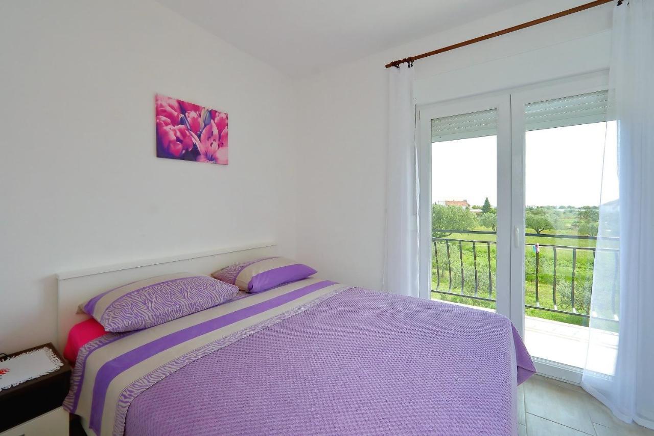 Apartments And Rooms Aleksandra Bibinje Extérieur photo