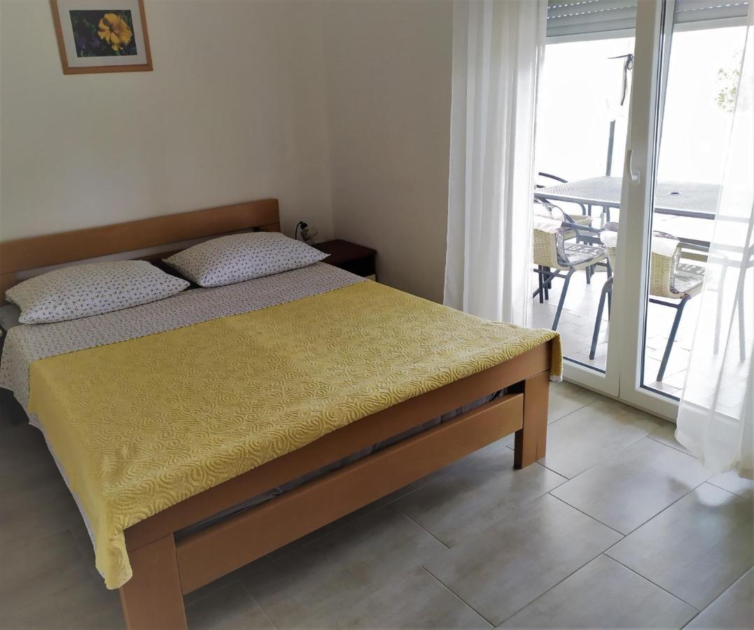 Apartments And Rooms Aleksandra Bibinje Extérieur photo