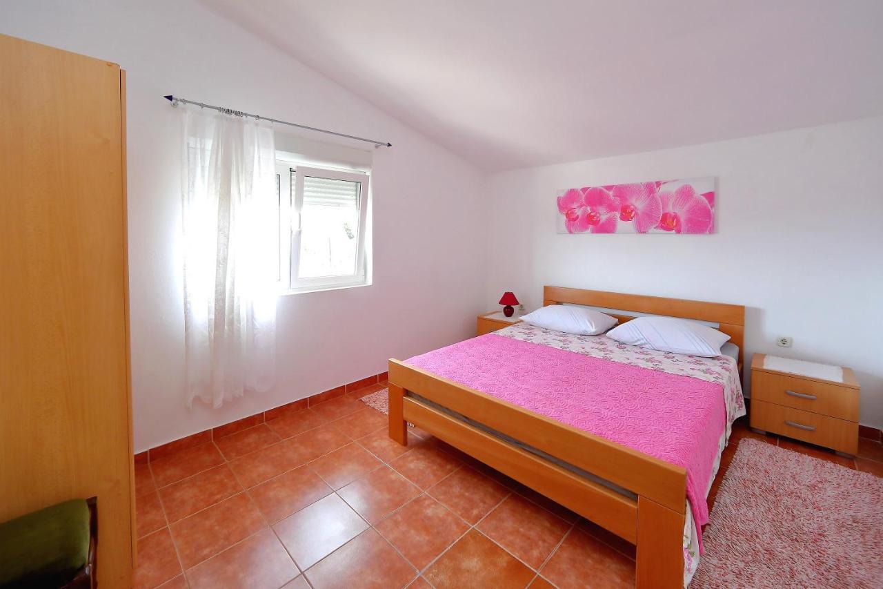Apartments And Rooms Aleksandra Bibinje Extérieur photo