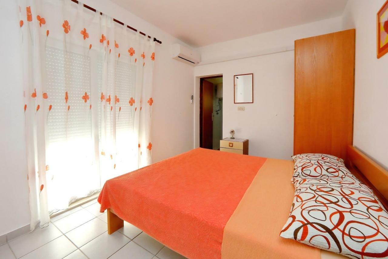 Apartments And Rooms Aleksandra Bibinje Extérieur photo