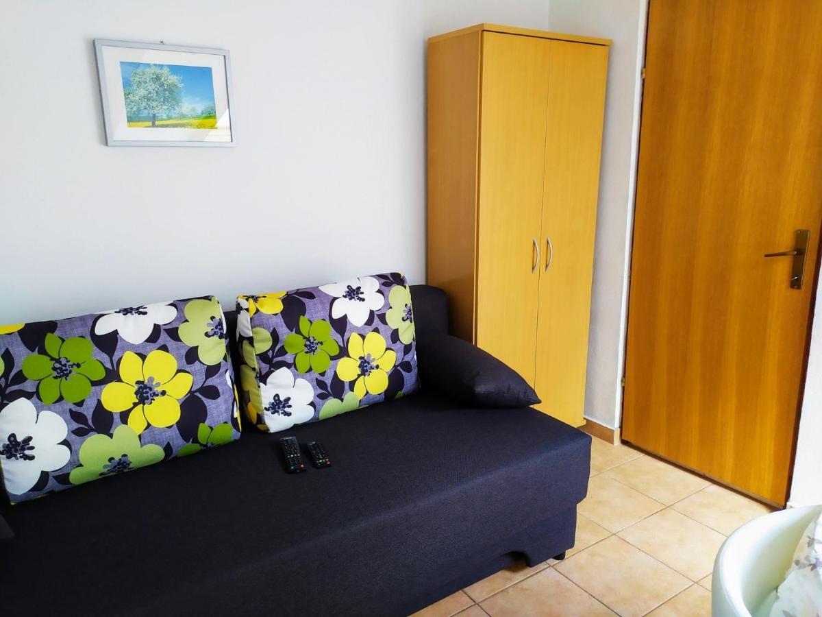 Apartments And Rooms Aleksandra Bibinje Extérieur photo